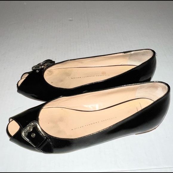 GIUSEPPE  ZANOTTI BLACK PATENT LEATHER FLATS - Picture 3 of 11